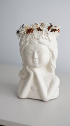 Menina das flores