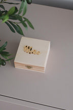 Caixa de Madeira Mãe com peça de gesso perfumado