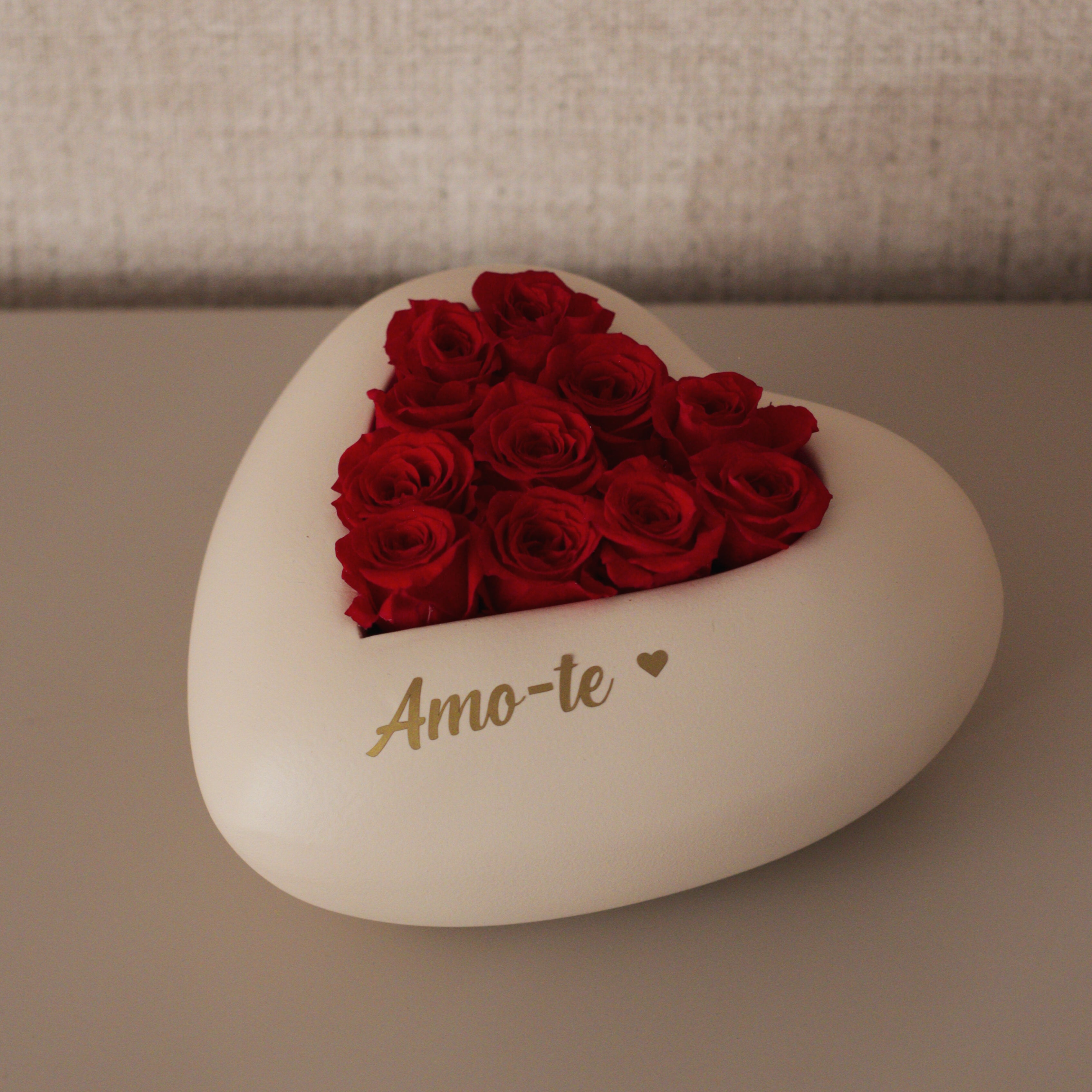 Coração com rosas preservadas