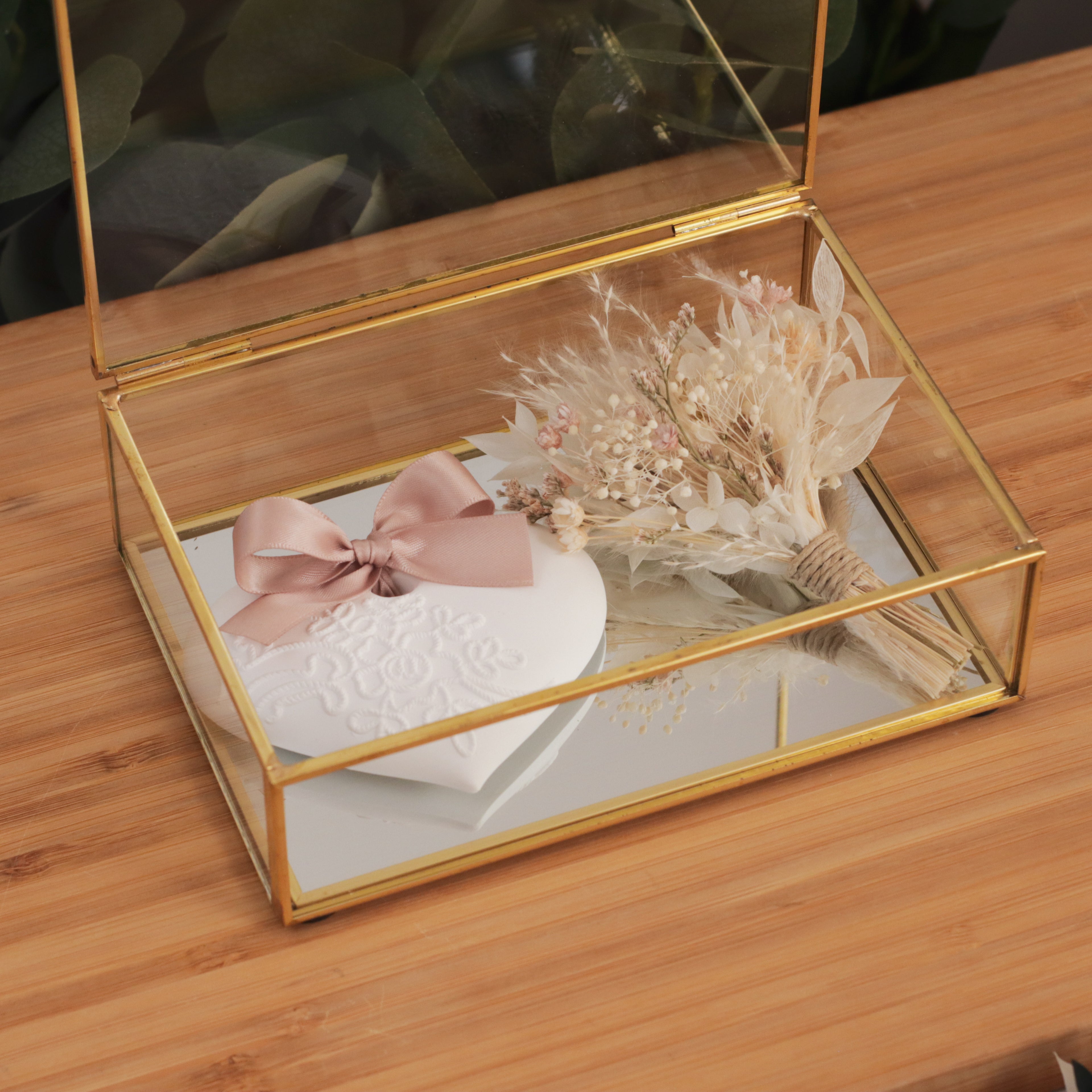 Conjunto coração perfumado com ramo